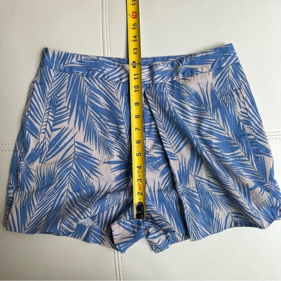 RACHEL ROY ivory and Blue Palm Skort Shorts size 10 - Picture 7 of 8